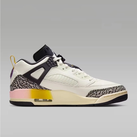Jordan Other - Jordan
Spizike gs
‘Rare air’
Brand new
